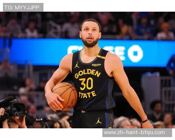 库里独揽40分巴特勒贡献25分勇士逆转篮网成功逆袭赢得胜利